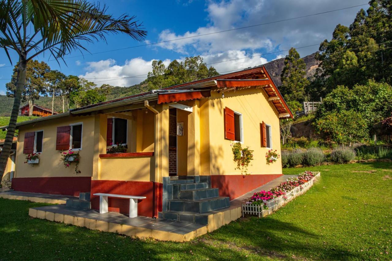 Sitio Pedra Do Bau Hotel Sao Bento do Sapucai Luaran gambar